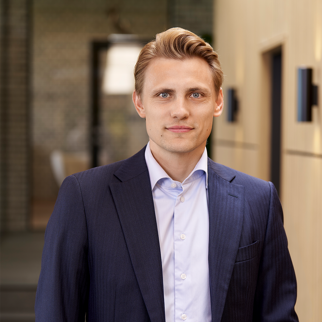 OLIVER QUIST OLESEN
